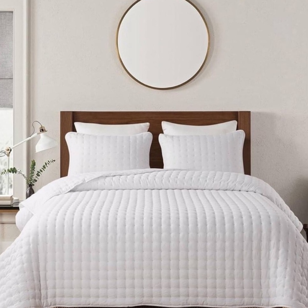🆕 PB Style Queen Quilt Set Tufted Classic White 3 piece Set